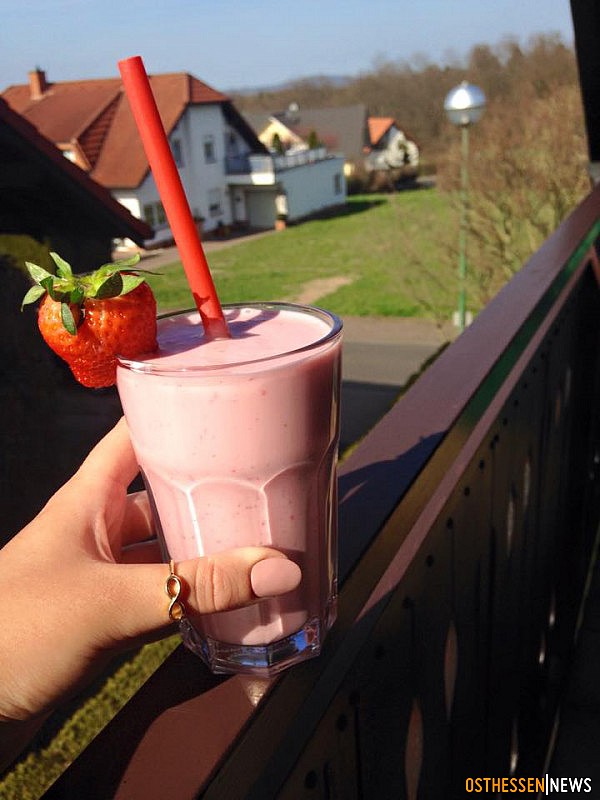 Endlich Erdbeerzeit: Fitmacher-Shake mit Genuss - REGION - Osthessen|News