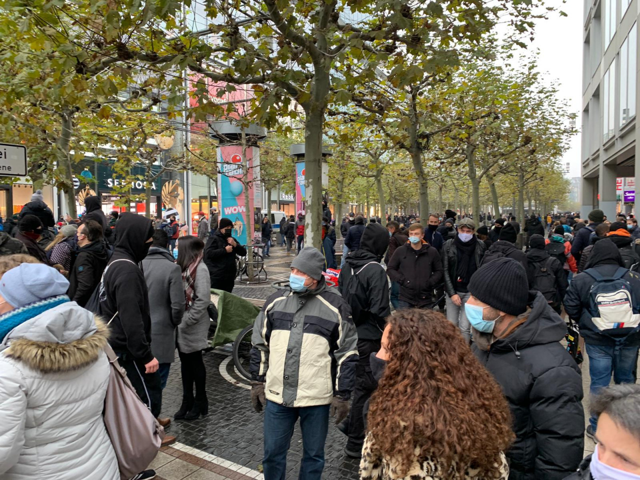 Querdenker-Demo-Verbot: Polizei Bereitet Sich Trotzdem Auf ...