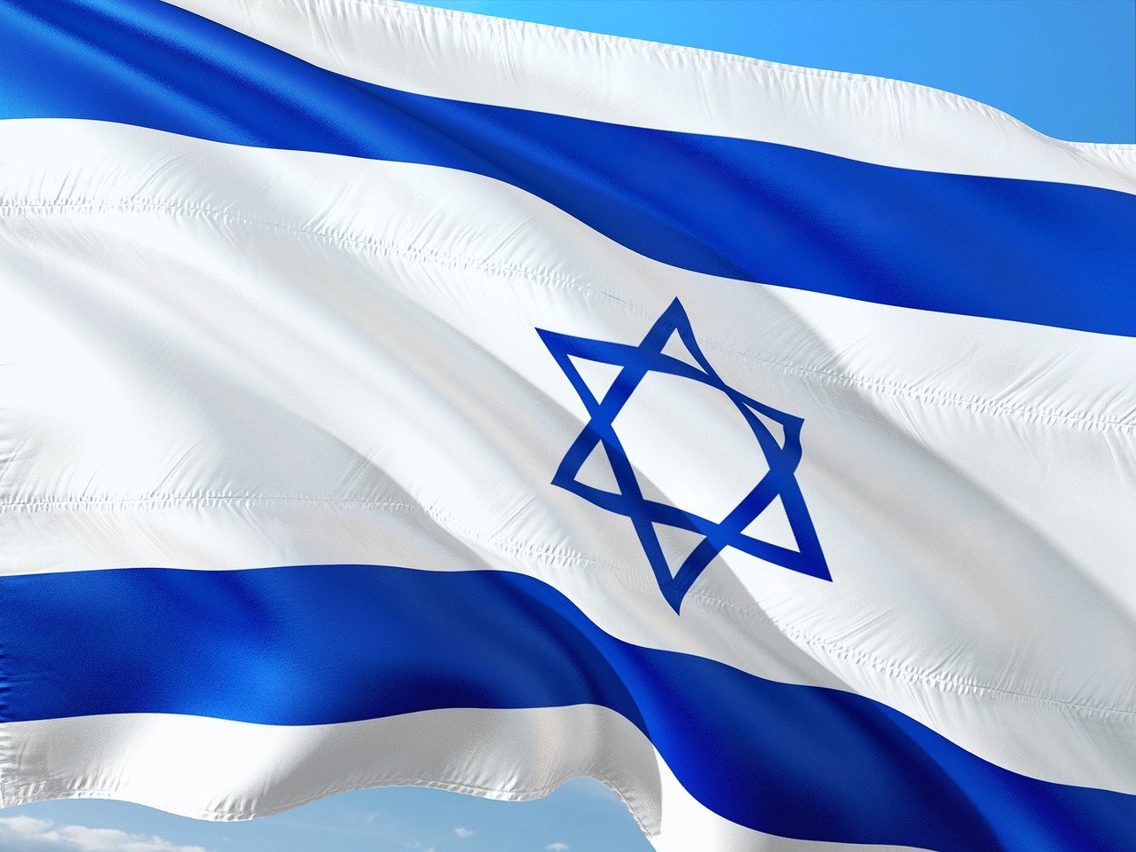 Israel-Flagge abgerissen: Festnahme während Gedenkveranstaltung
