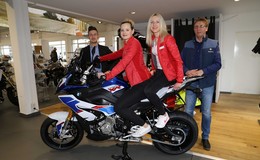 Motorradsaison bei Krah und Enders eröffnet- neuen BMW X 2 vorgestellt