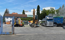 Brennender Container in der Weserstraße löst Feuerwehreinsatz aus
