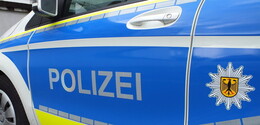 Verdacht der Unfallflucht: Bus fährt zwei Kindern über die Füße