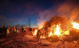 Termine: Hier gibt es die schönsten Hutzelfeuer in der Region