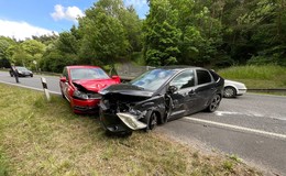 Unfall zwischen Lauterbach und Angersbach: Vier verletzte Personen