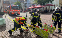 Bei Hochbetrieb in der Innenstadt: Feuerwehreinsatz am Buttermarkt