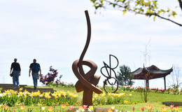 Kunstspaziergang auf der Landesgartenschau: Skulpturen von Faxe Müller