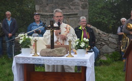 Mit 600 Pilgern: Gottesdienst zum Schutzengelfest auf der Milseburg