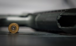 Streit eskaliert: Mutmaßliche Schussabgabe - Rätsel um Waffe