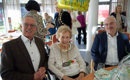 101. Geburtstag von Edeltrud Hohmann lockte viele Gäste ins St. Josef