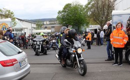 Motorradgottesdienst bei der Freien Christengemeine mit Benzingesprächen