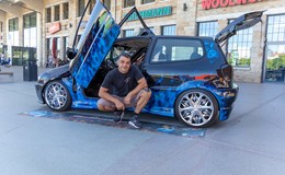 Motorfans bei "Barock meets Cars": 200 Autos locken Besucher in die Stadt