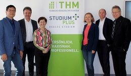 Bürgermeisterin Anke Hofmann besucht "StudiumPlus"