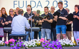 "Singen tut einfach gut!": Hessisches Chorfestival mit 5.000 Sängern bezaubert