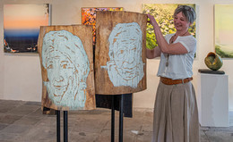 Drei unterschiedliche Kunstschaffende in der Ausstellung des Kunstvereins Fulda