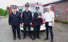 Offizielle Übergabe: Feuerwehr Rebgeshain hat ein neues TSF-W
