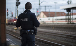 Frauen im Zug sexuell belästigt - Bundespolizei sucht Zeugen