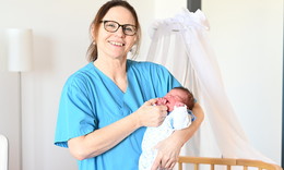 "Schaltjahr-Baby" Marleen kommt um 05:04 Uhr im Klinikum zur Welt