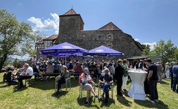 Pfingstfest der Akademie Burg Fürsteneck: Mehr als 1.500 Besucher