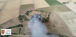 70 emergency services are battling the fires: a forest fire near Robertenrod
