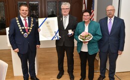 Rudolf Köhl erhält Ehrenmedaille der Stadt Hünfeld