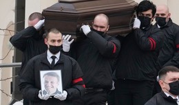 Alexej Nawalnys letzter Weg: Trauerfeier zieht Massen an