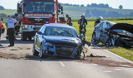 Zusammenstoß: Unfall zwischen Traisbach und Allmus- mehrere Verletzte