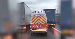 Unfassbare Ignoranz: Rettungsdienst im Stau - "Krieg" auf Autobahnen