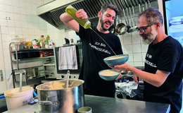 "Make Hummus, not War!" Ben David Oz & Jalil Dabit, Kanaan – das Kochbuch