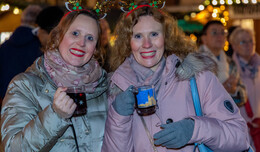 100 Buden und Themenmärkte: Fuldaer Weihnachtsmarkt ist eröffnet