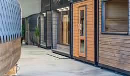Erlebnismesse "Camper & Vans": Mobile Sauna und Tiny House für den Garten