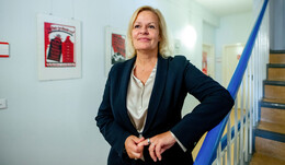 "Girls Girls Girls": Nancy Faeser mag nur Journalistinnen auf dem Schiff