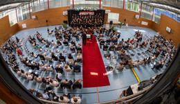 Das "Flaggschiff" hat Geburtstag: Festakt zum 100. Jubiläum der Winfriedschule