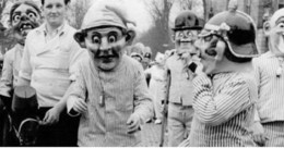 Clown-Schwellkopp - Objekt des Monats im Vonderau Museum