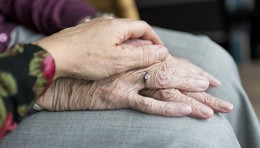 Kreistag will flächendeckende Palliativversorgung auf den Weg bringen