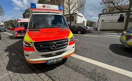 Unfall auf der Leipziger Straße: Zwei Rettungswagen alarmiert