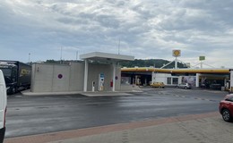 Erste öffentliche Wasserstoff-Tankstelle am Kirchheimer Dreieck in Betrieb