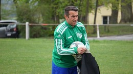 Enis Adrovic löst Tino Jäger als Coach des ESV Hönebach ab