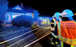 Glanzrußbrand in Hosenfeld löst Alarmierung am Abend aus