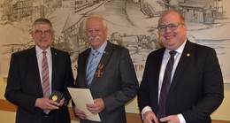 Georg Roth mit dem Bundesverdienstkreuz ausgezeichnet