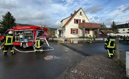 In Rothenkirchen: Essen auf Herd gerät in Flammen