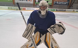 Keine Angst vor blauen Flecken: Ronja Trabandt ist Eishockey-Goalie