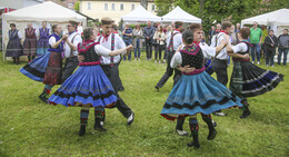 Frühlingsmarkt im Schlosspark: Sonntagsausflug mit vielen Angeboten