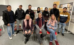 Selbstlernzentrum des Evangelischen Dekanats hilft kostenfrei beim Deutschlernen