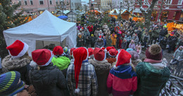 Sehen, Genießen und Staunen: Adventsmarkt in der Haunestadt