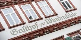 Eine Institution wechselt den Besitzer - Familie Büttner kauft die Windmühle