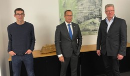Jürgen Lenders (FDP) im Austausch mit der IHK Fulda