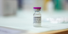Umfrage zur zweiten Booster-Impfung: Hälfte der Befragten ist gar nicht geimpft