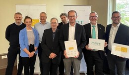 Auszeichnungen für Marienschule: MINT-freundliche Schule und Digitale Schule