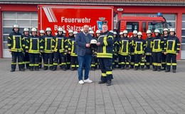 Feuerwehr Bad Salzschlirf erhält neue Feuerwehrhelme