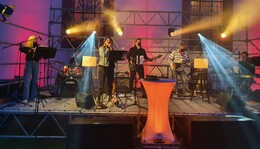 Großer Openair-Gottesdienst am Pfingstsonntag-Abend